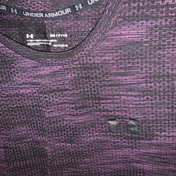 Under Armour sweat wicking shirt, small purple and black stitching - Picture 3 of 3